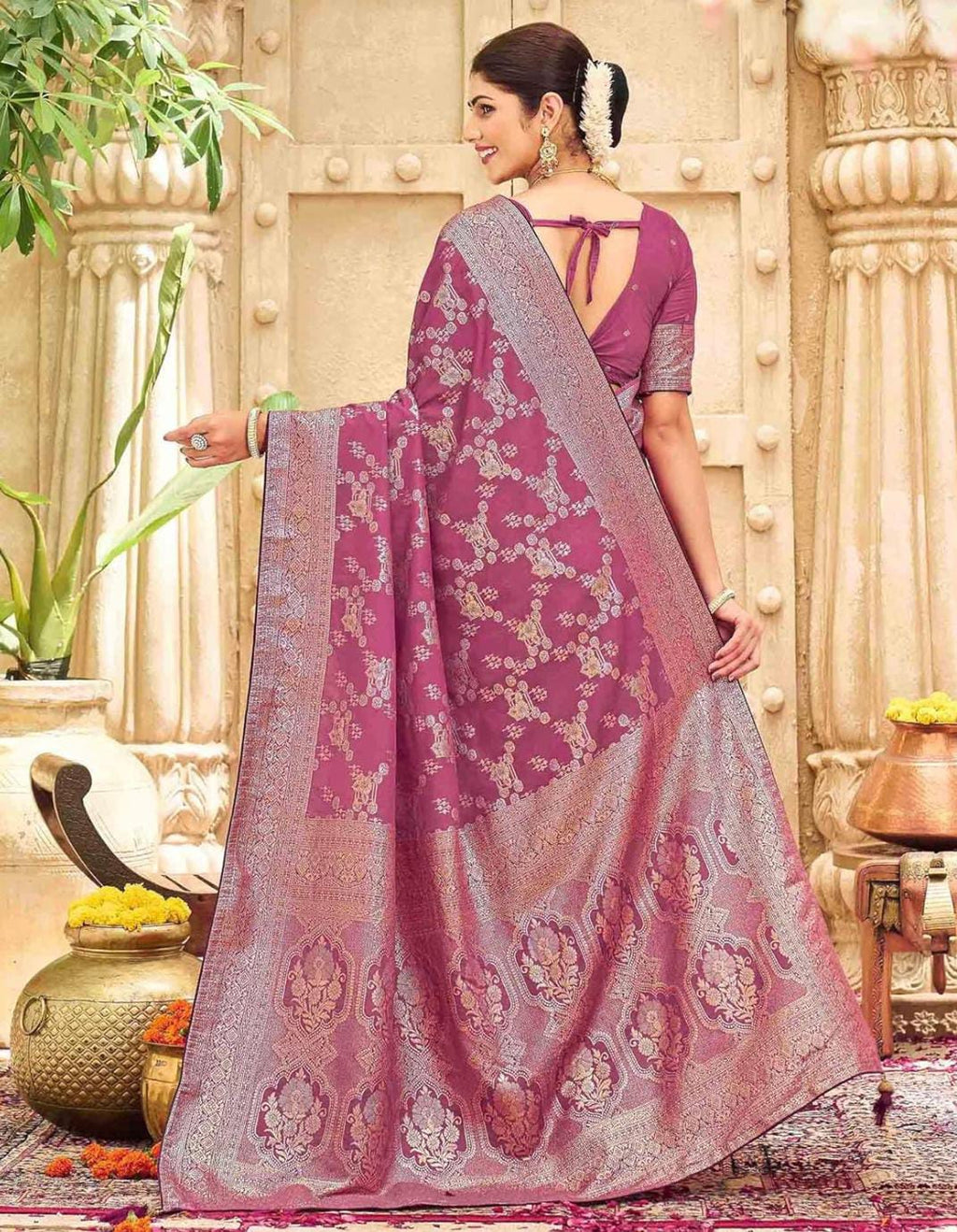 Exquisite Brocade Saree Weaving Artistry Showcases Festive Grandeur