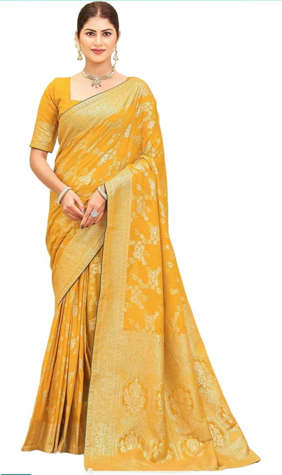 Exquisite Brocade Saree Weaving Artistry Showcases Festive Grandeur