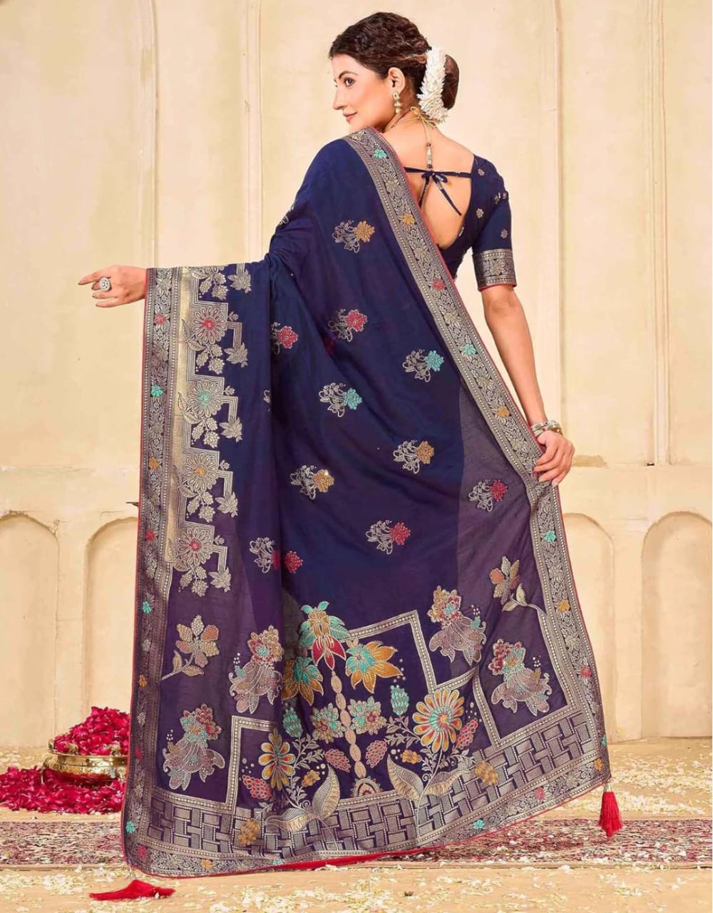 Regal Silk Saree with Intricate Multicolored Weave