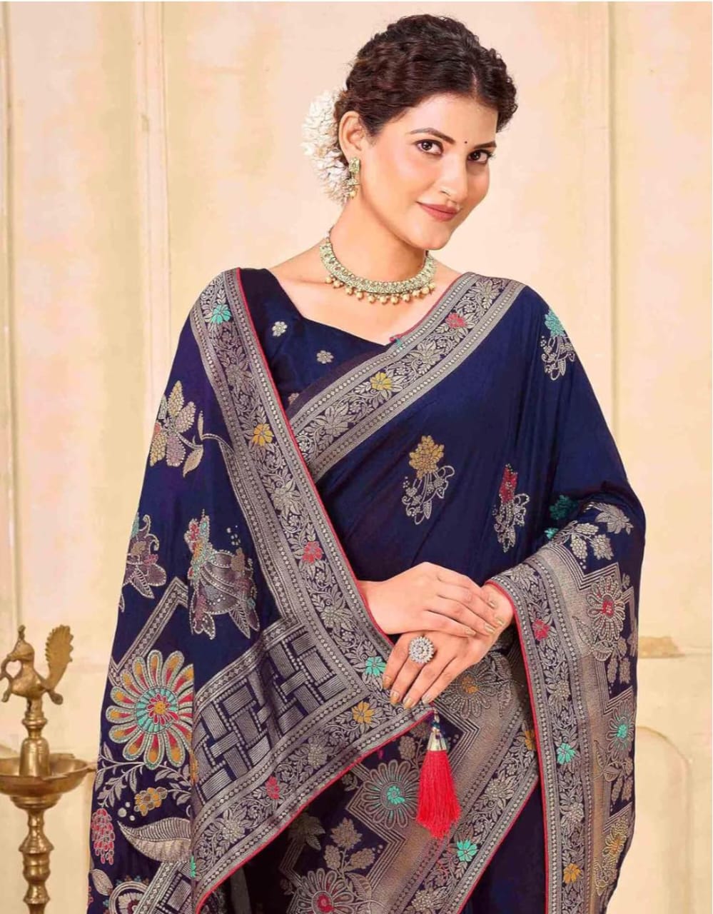 Regal Silk Saree with Intricate Multicolored Weave