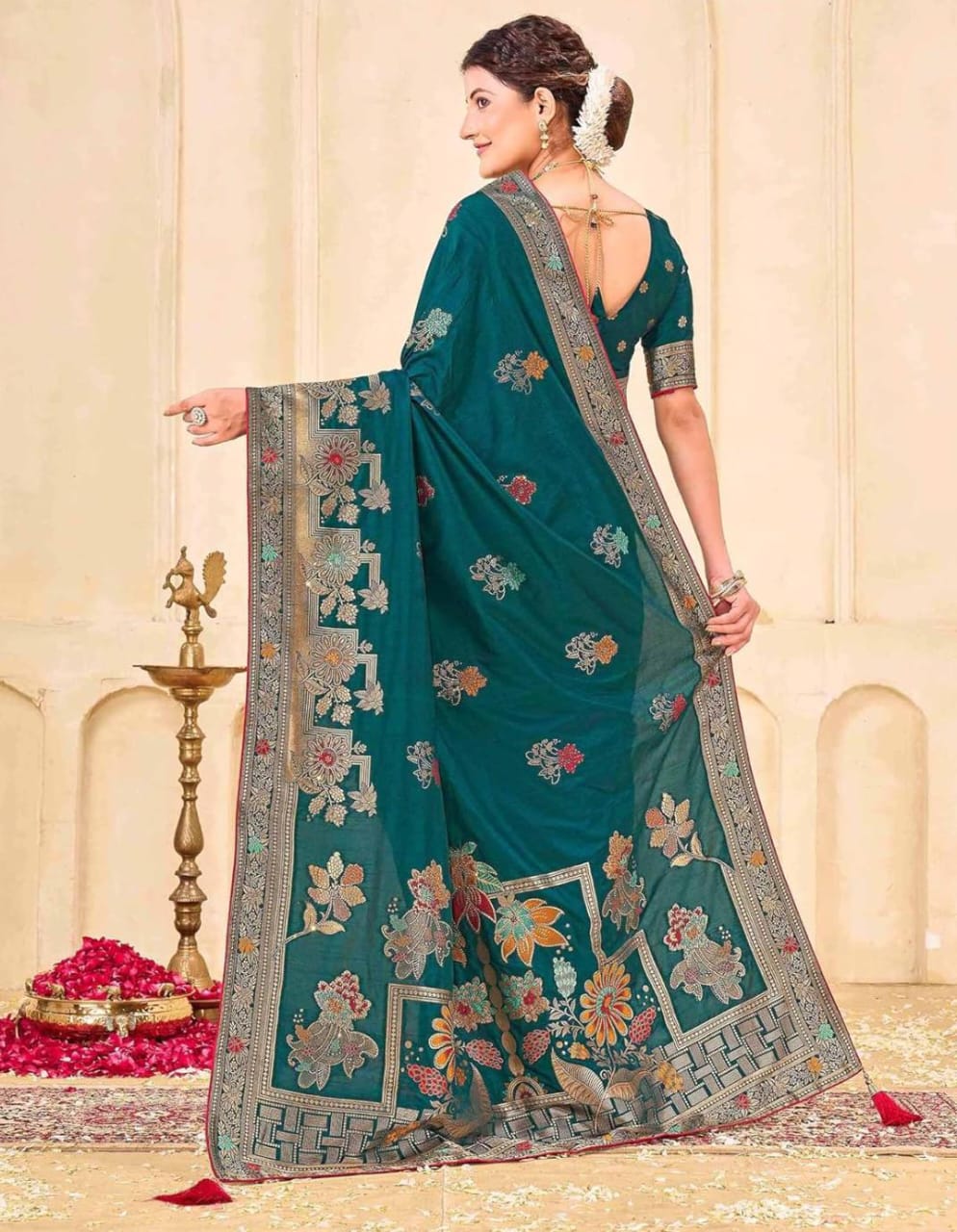 Regal Silk Saree with Intricate Multicolored Weave