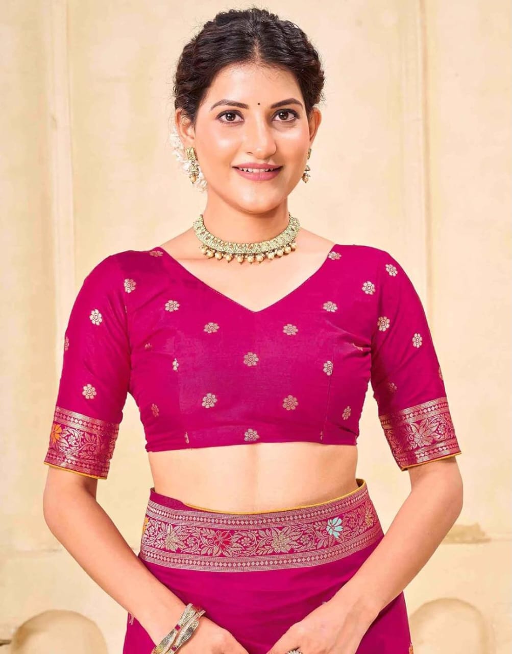 Regal Silk Saree with Intricate Multicolored Weave