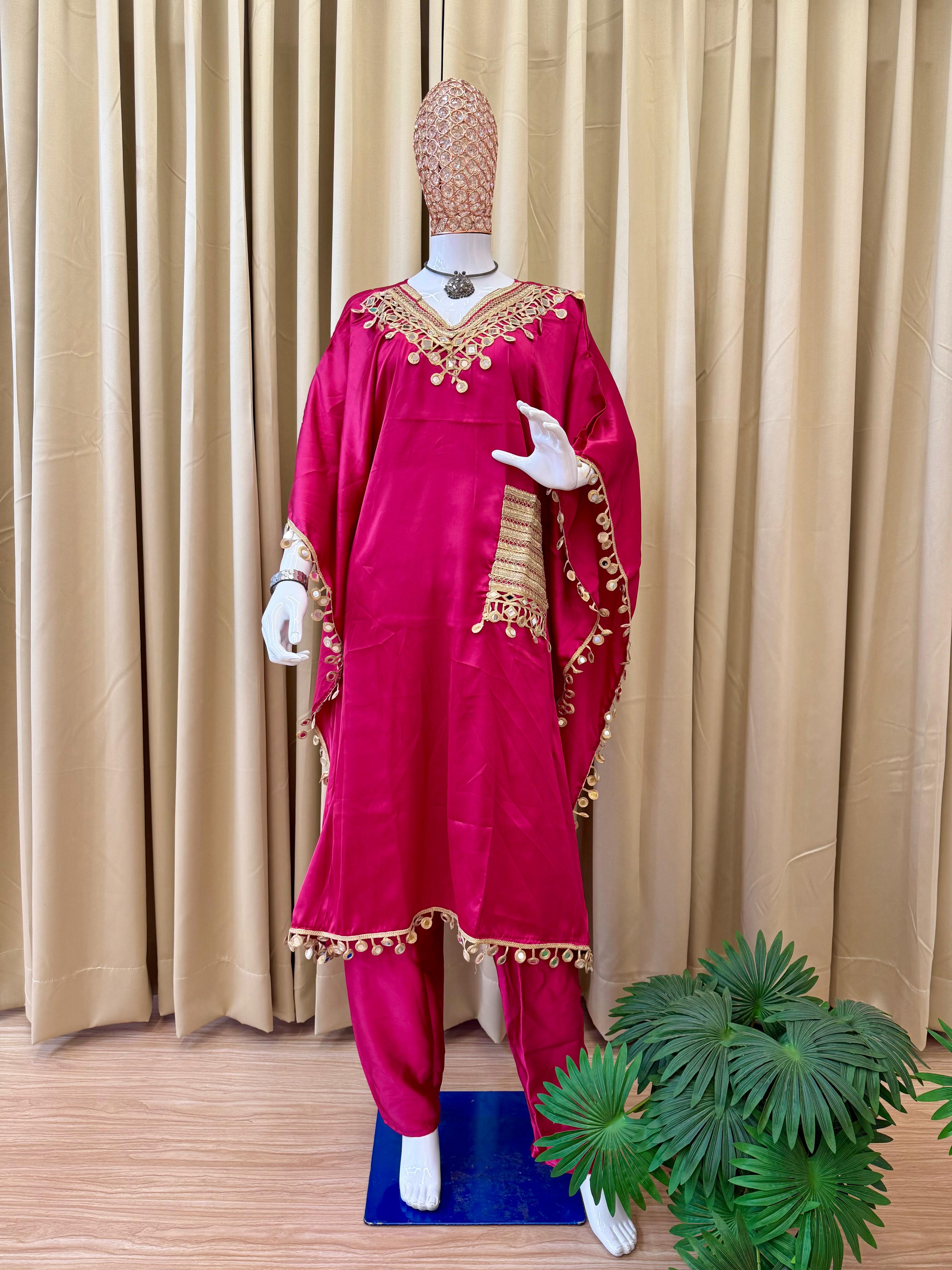 Lilac Kaftan & Pant Set with Golden Detailing