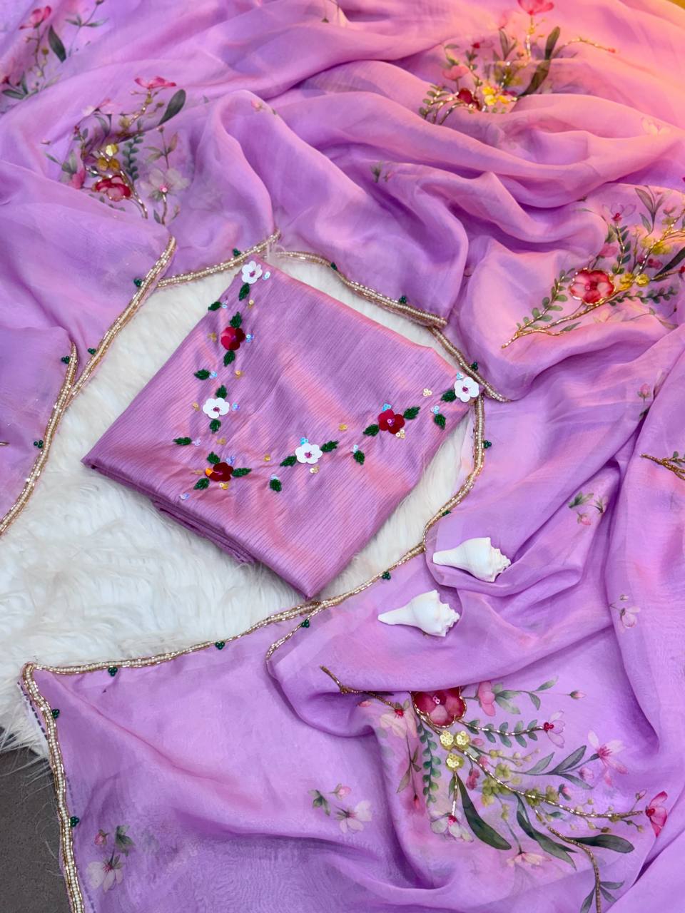 Graceful Saree with Hand-Painted Floral Motifs