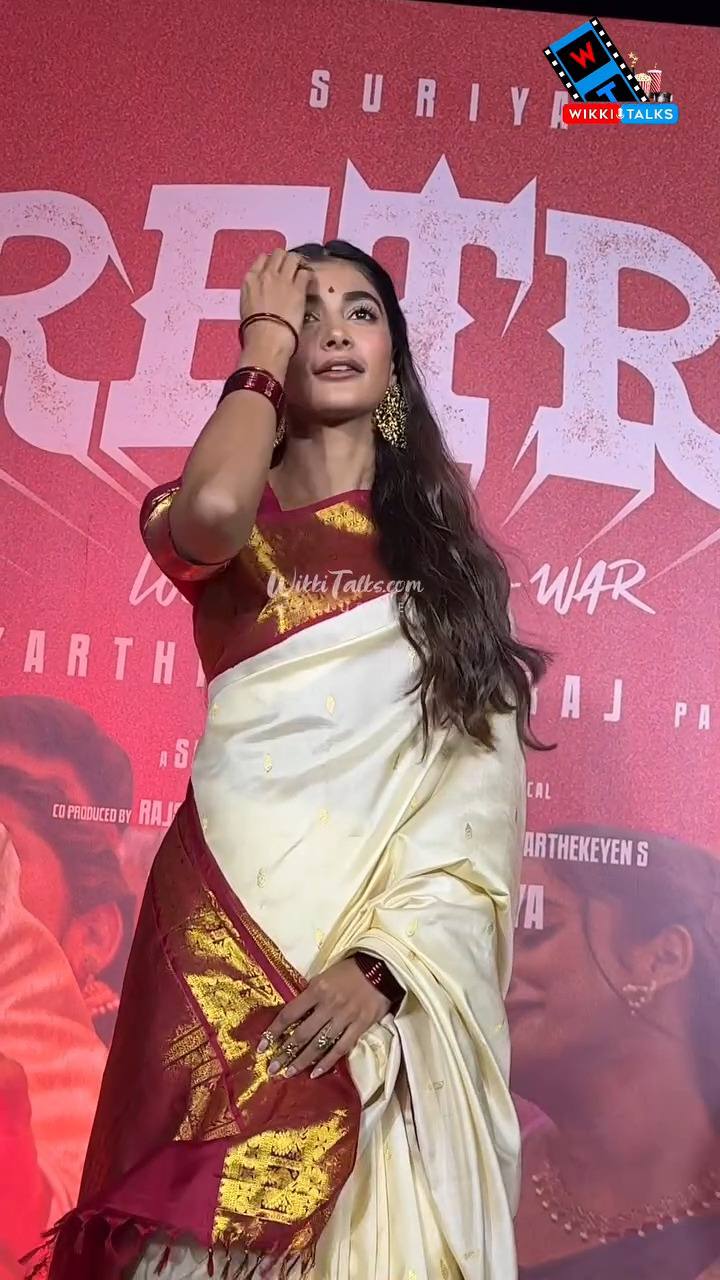 Elegant Traditional cream with Contrast Border Saree